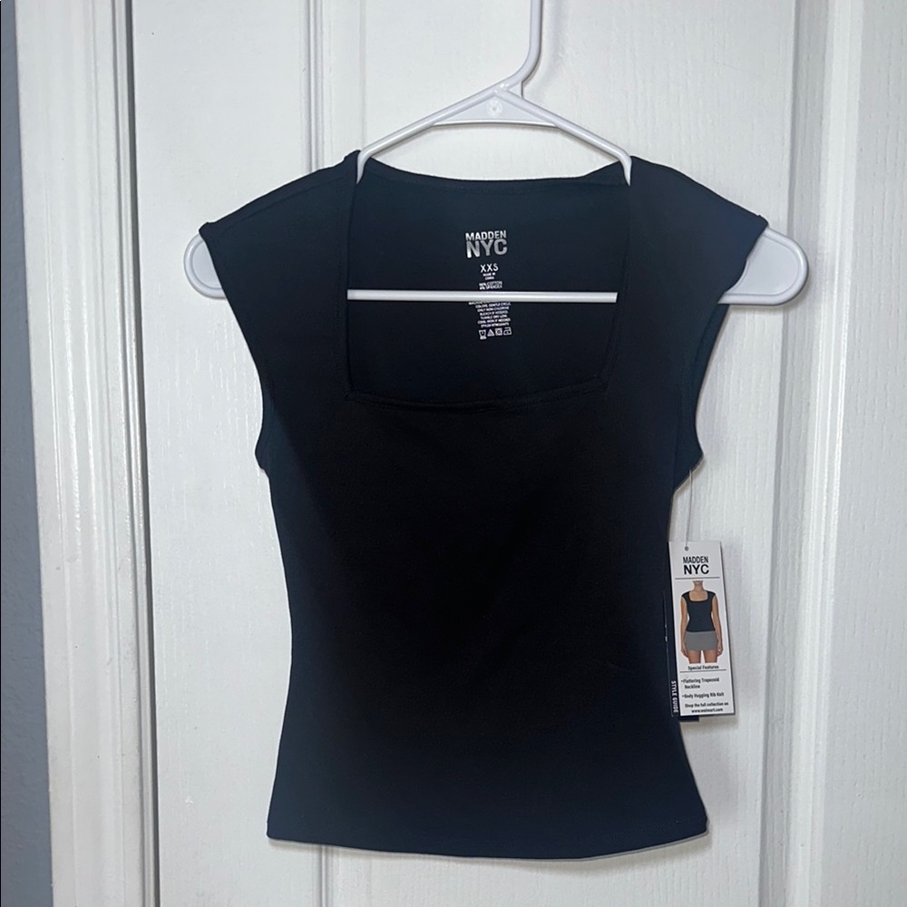 Madden NYC trapezoid black top size XXS